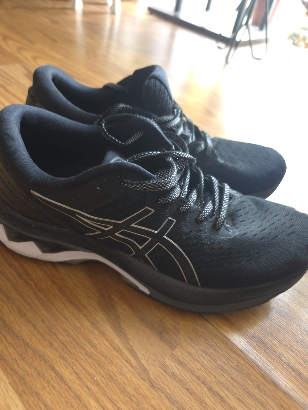 ASICS Woman Black Running Shoes - Cushioned Support